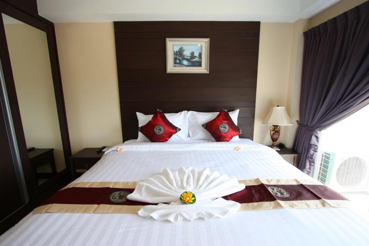 Valhalla Pattaya Hotel Jomtien Beach Exteriör bild