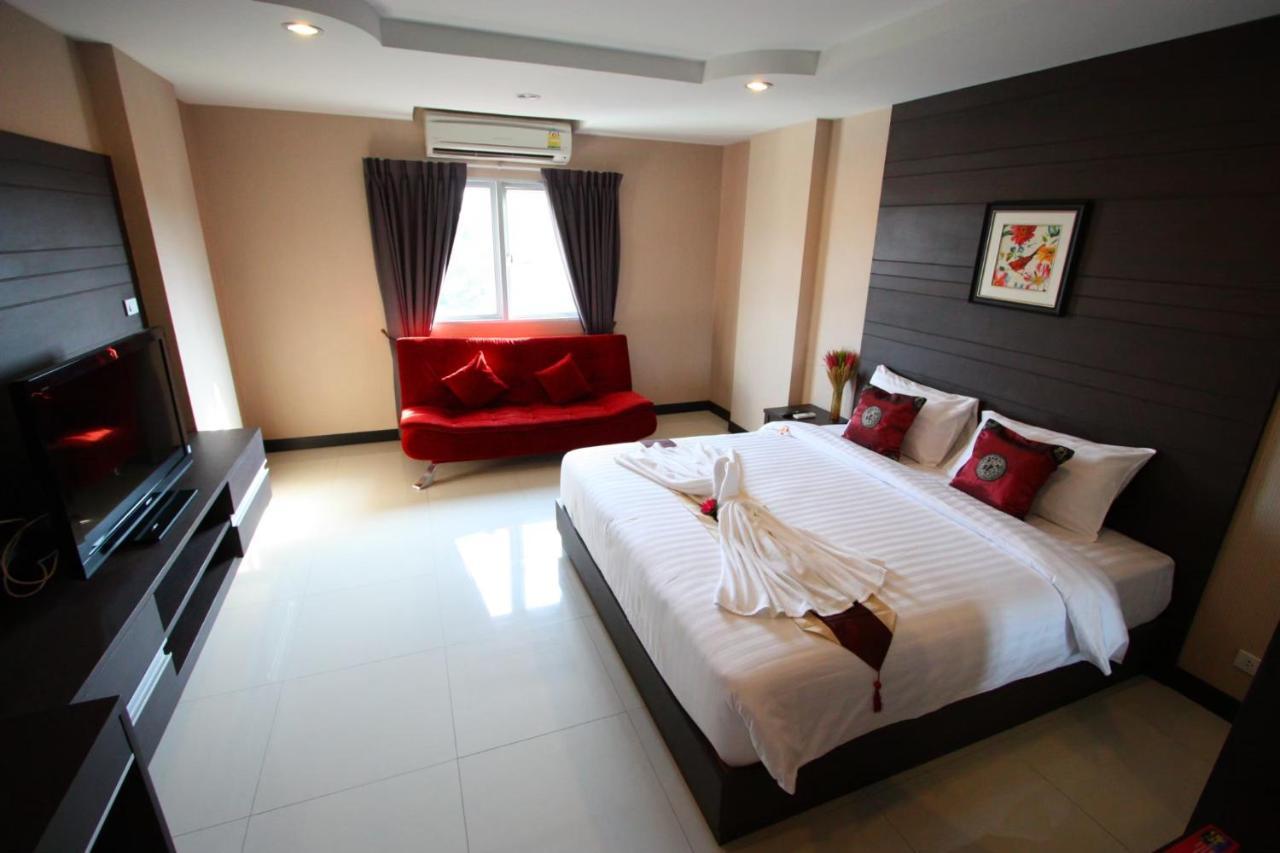 Valhalla Pattaya Hotel Jomtien Beach Exteriör bild