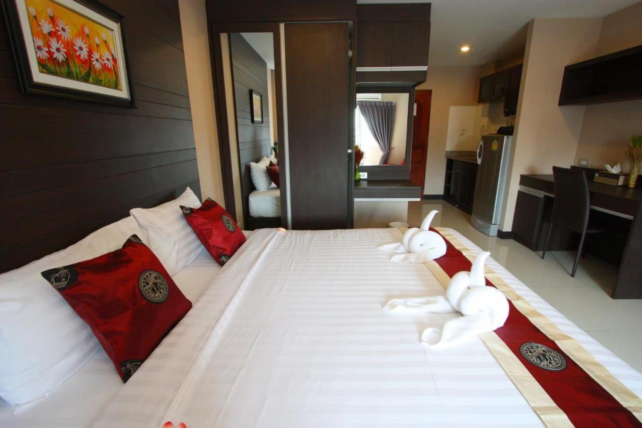 Valhalla Pattaya Hotel Jomtien Beach Exteriör bild